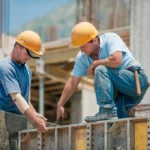 Harmonogram budowy domu – jak zaplanować prace?